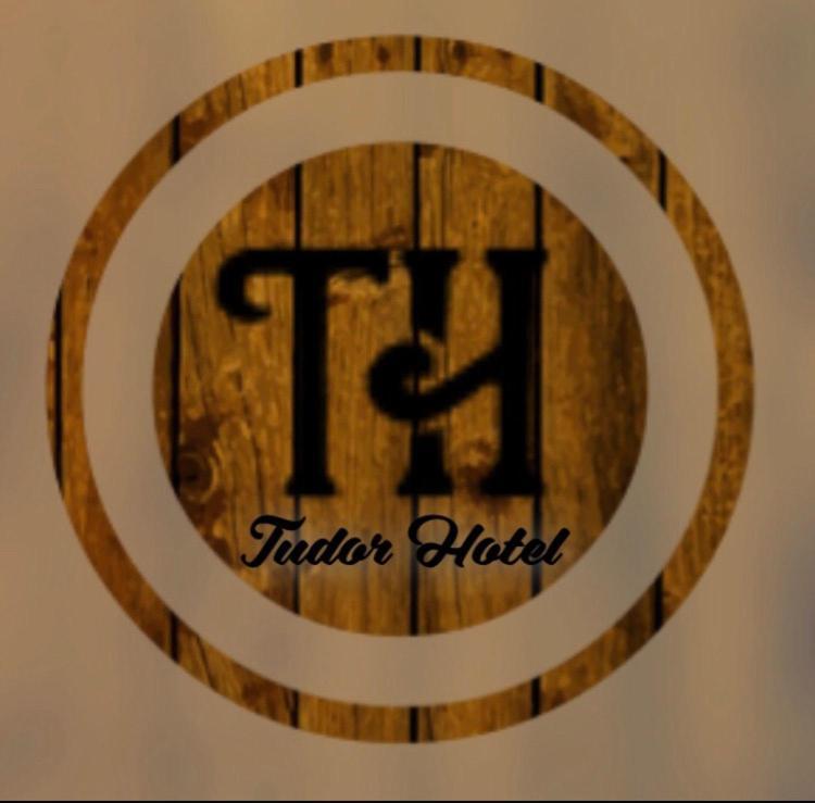 Tudor House Hotel Market Drayton Ngoại thất bức ảnh